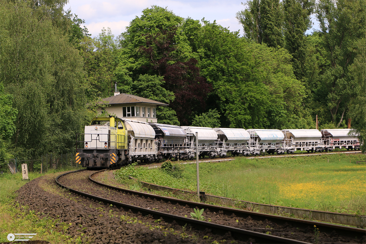 http://www.bahn-um-ratingen.de/2017/170521_v157_kang.jpg