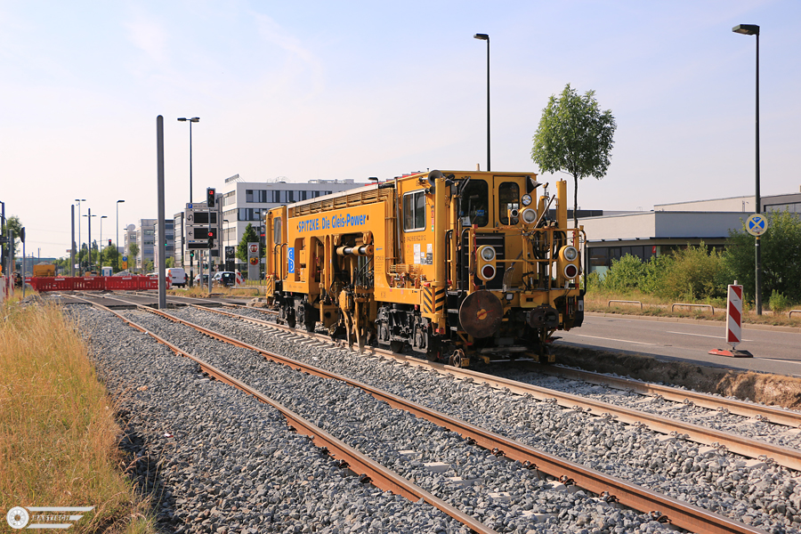 http://www.bahn-um-ratingen.de/kd/701/170621_spitzke_theodorstr.jpg